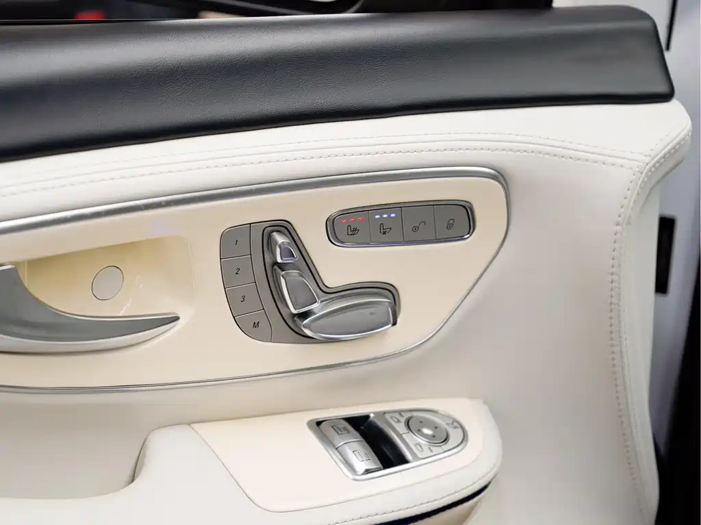 Mercedes-Benz V-Class 2018 V 260 L Luxury Extended Edition National VI