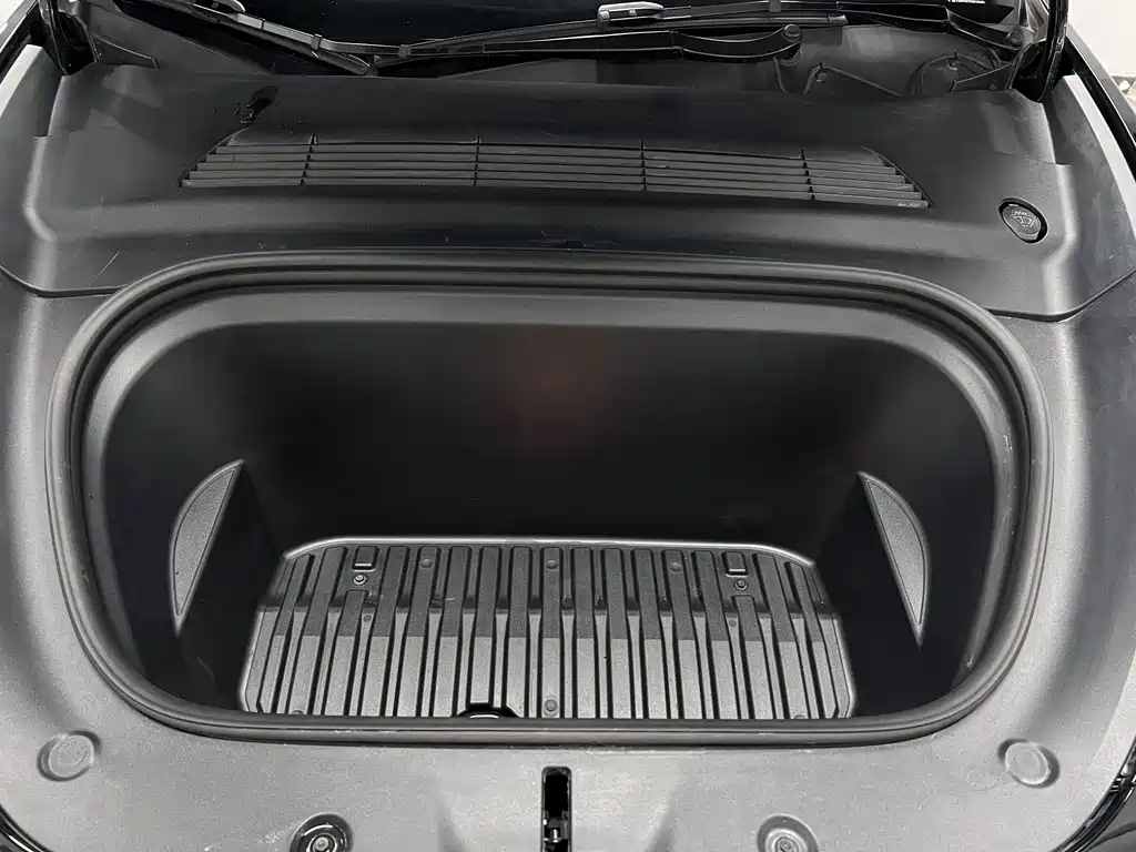 Model Y 2022 Rear-Wheel Drive Edition
