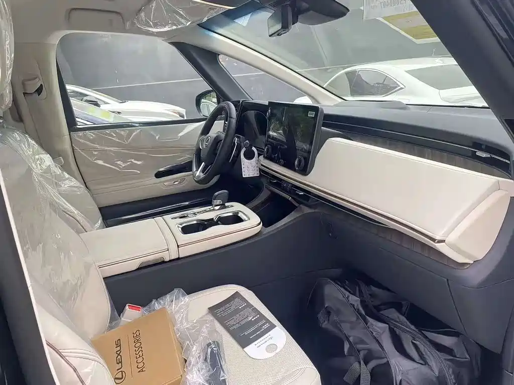 Lexus LM 2025 350h 7-Seat Elegance Edition