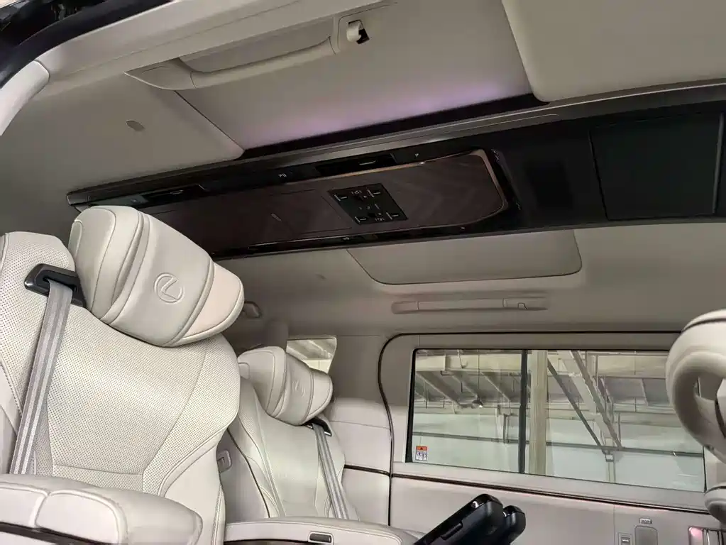 Lexus LM 2025 350h 7-Seat Elegance Edition