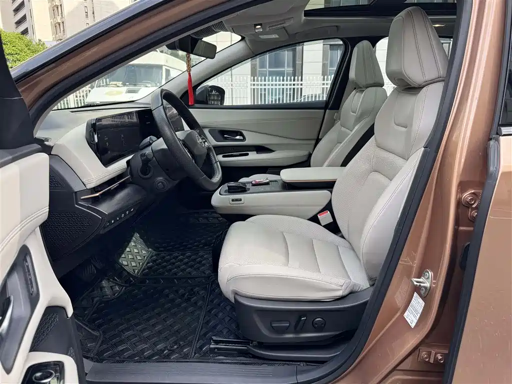 ARIYA 2022 Two-Wheel Drive Long Range Top Trim Edition