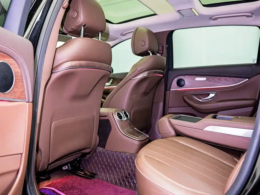 Mercedes-Benz E-Class 2023 E 260 L
