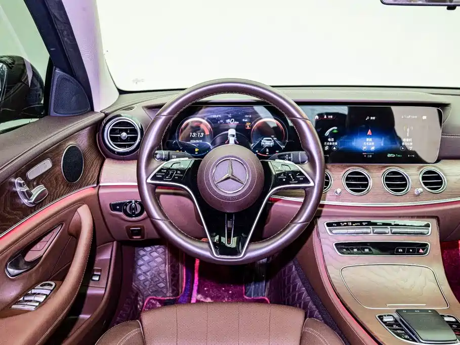 Mercedes-Benz E-Class 2023 E 260 L