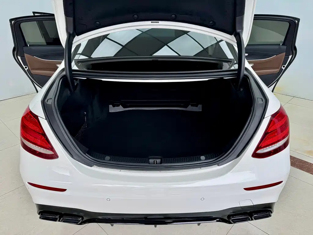 Mercedes-Benz E-Class 2016 E 200 L Sportline
