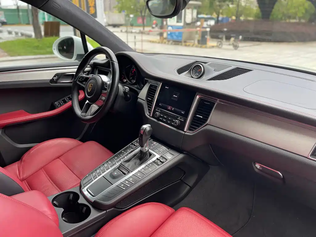 Macan Turbo 3.6T