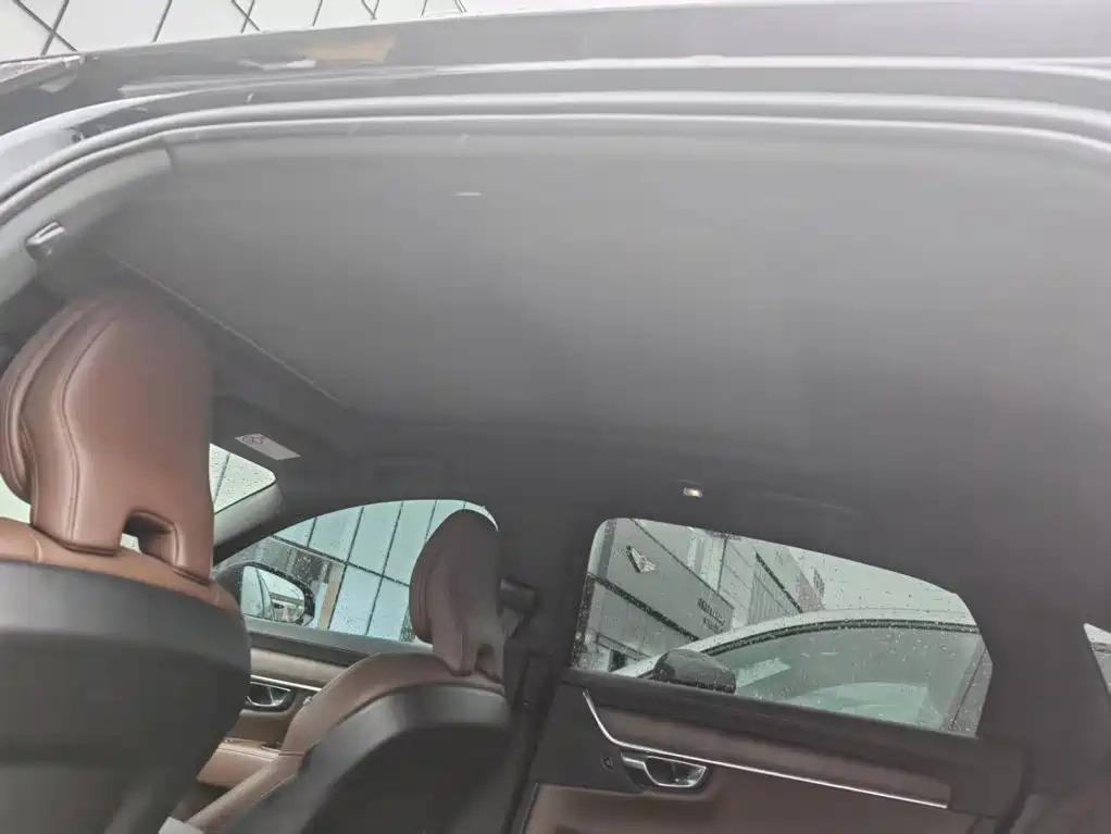 Volvo S90 2023 B5 Intelligent Distance Luxury Edition