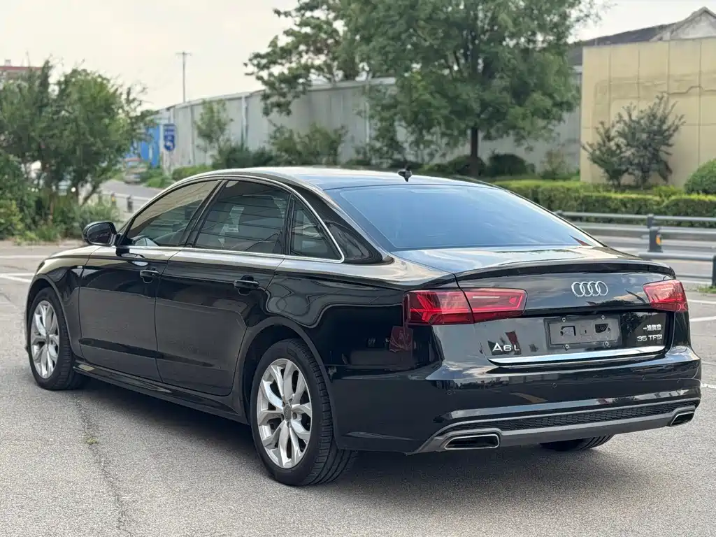 Audi A6L 2018 30th Anniversary Edition 35 TFSI Fashion Model
