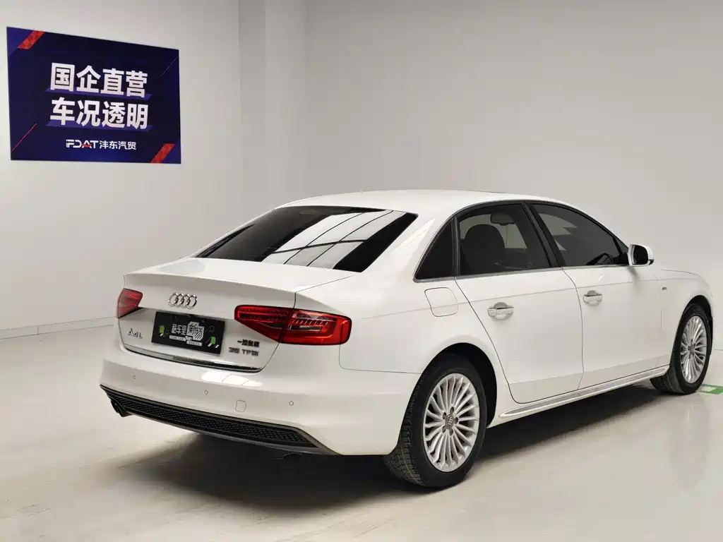 Audi A4L 2016 35 TFSI Prestige Edition S Line Comfort Version