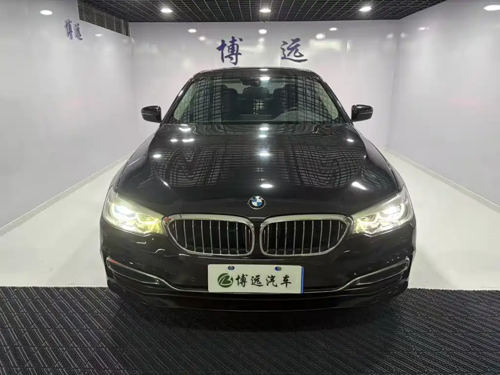 BMW 5 Series 2019 Facelift 525Li Luxury Package