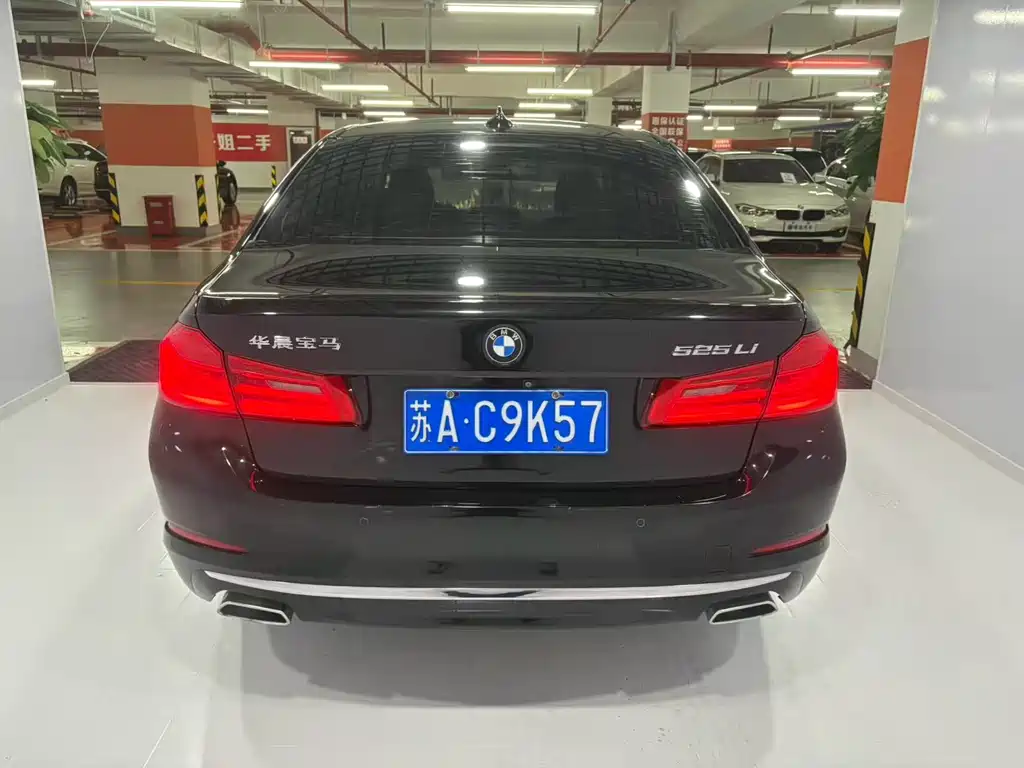 BMW 5 Series 2019 Facelift 525Li Luxury Package