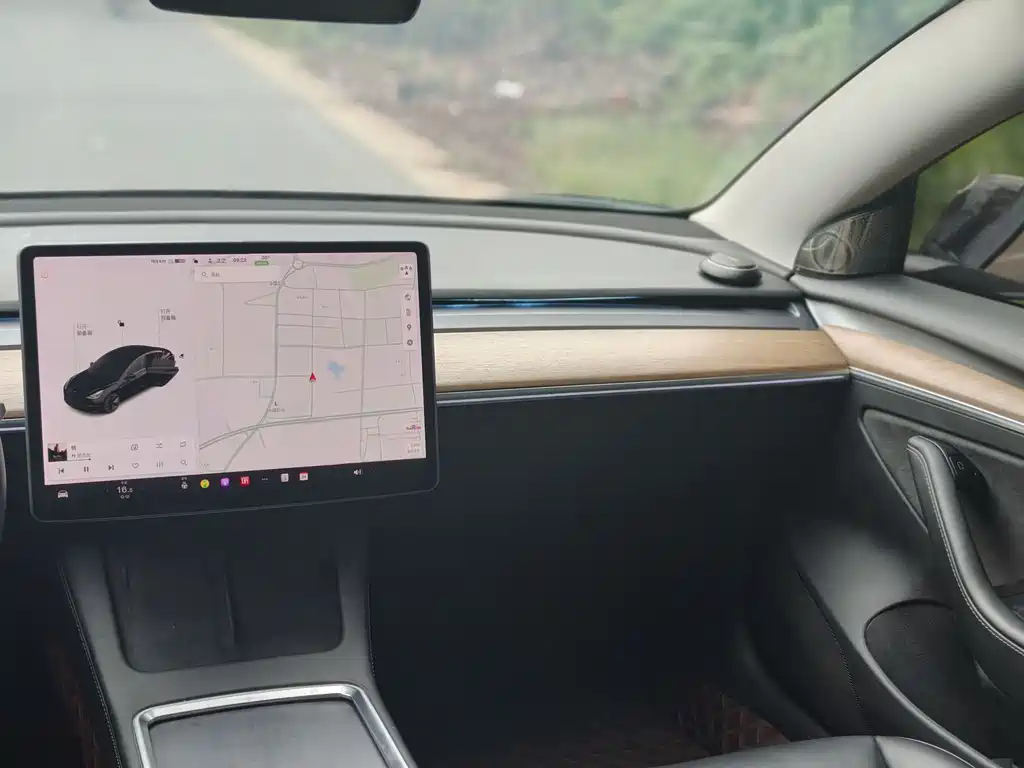 Model 3 Standard Range Rear-Wheel Drive Upgrade 2021
