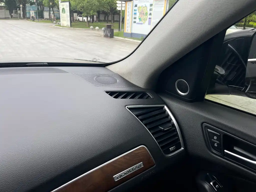 Audi Q5 2013 model 40 TFSI Comfort Edition