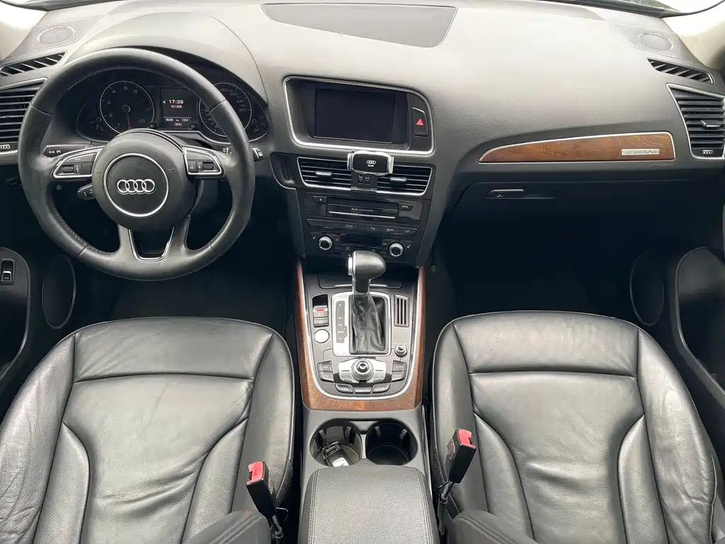Audi Q5 2013 model 40 TFSI Comfort Edition