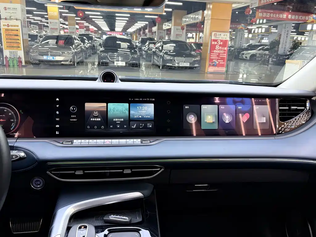FREE 2021 4x4 Standard Range Exclusive Luxury Package