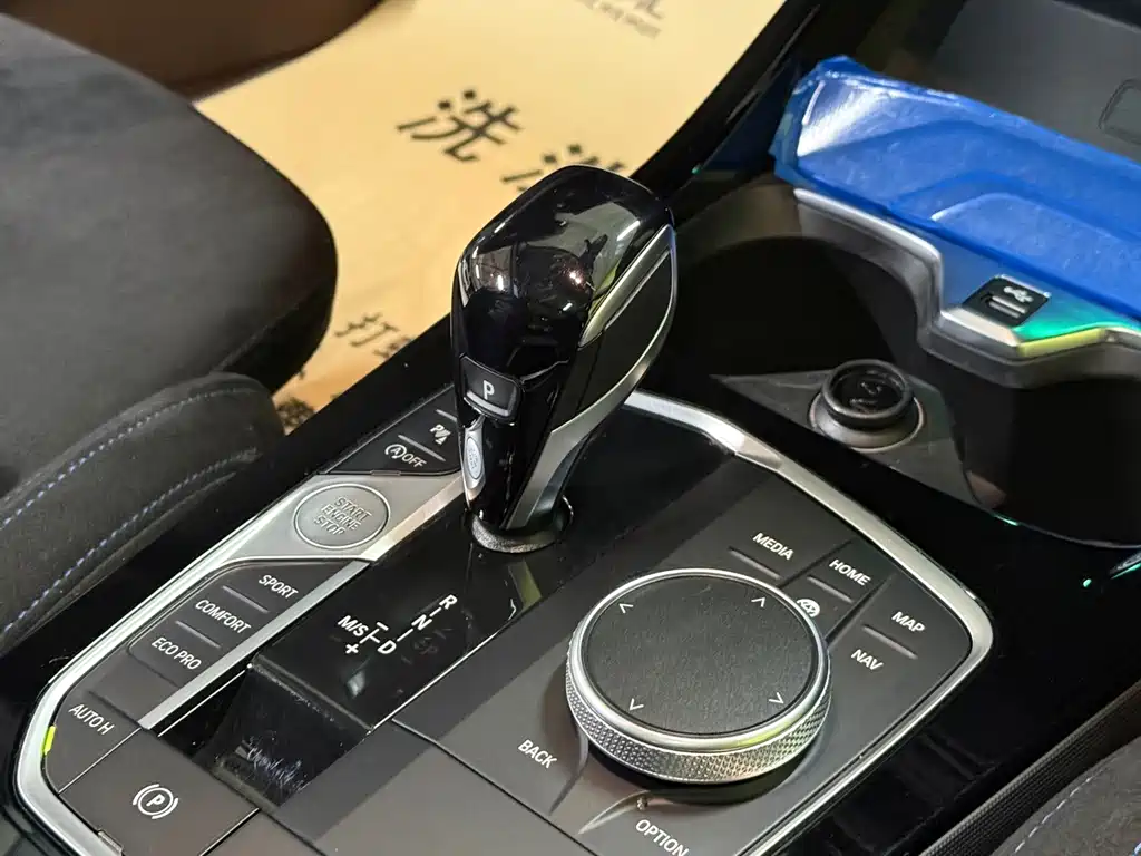 BMW 2 Series Import 2023 225i 4-door Coupe M Sport曜夜 Package
