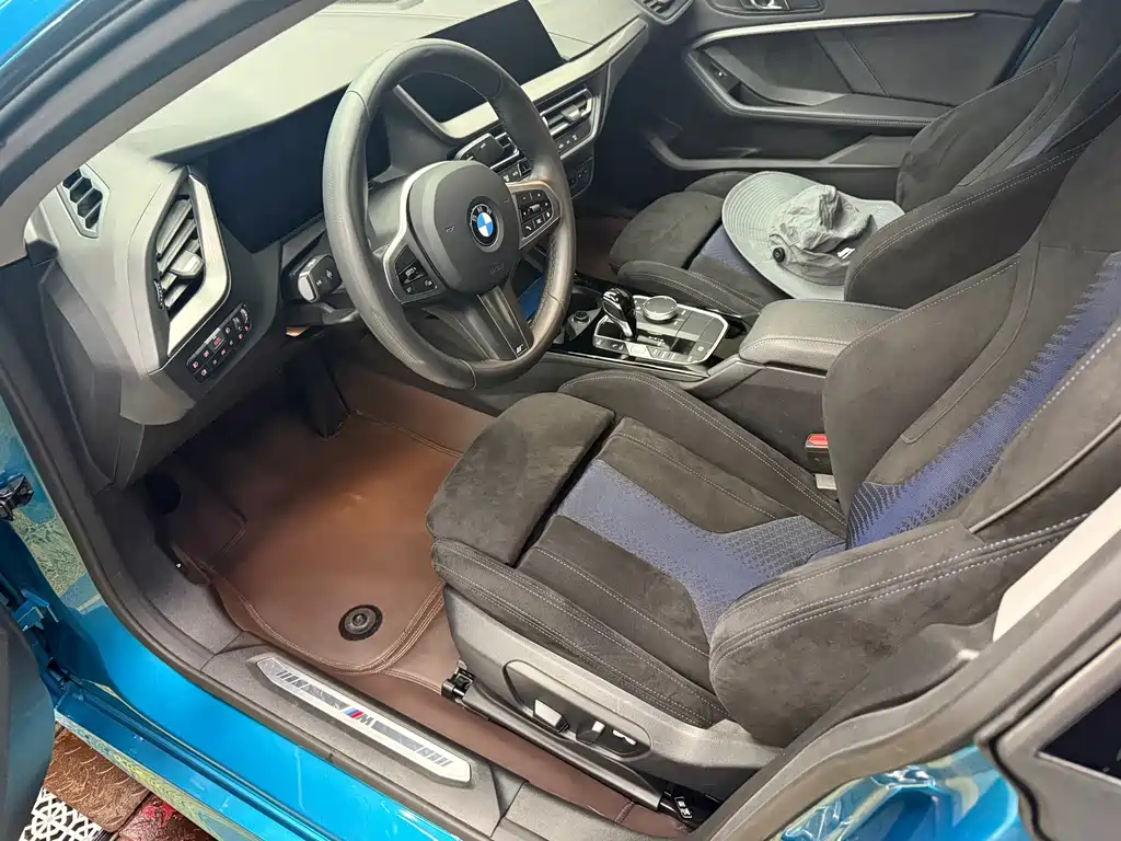 BMW 2 Series Import 2023 225i 4-door Coupe M Sport曜夜 Package