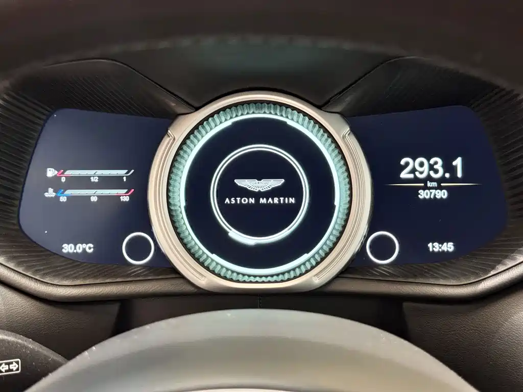 Aston Martin DB11 2019 Model 4.0T V8 Coupe