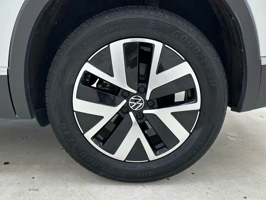Tayron 2023 280TSI Two-Wheel Drive Luxury Plus Advanced Edition