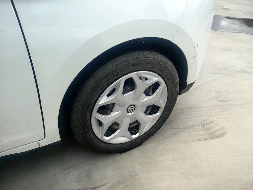 YOUNG Guang Xiaoxin 2021 Model S400 4-Seater