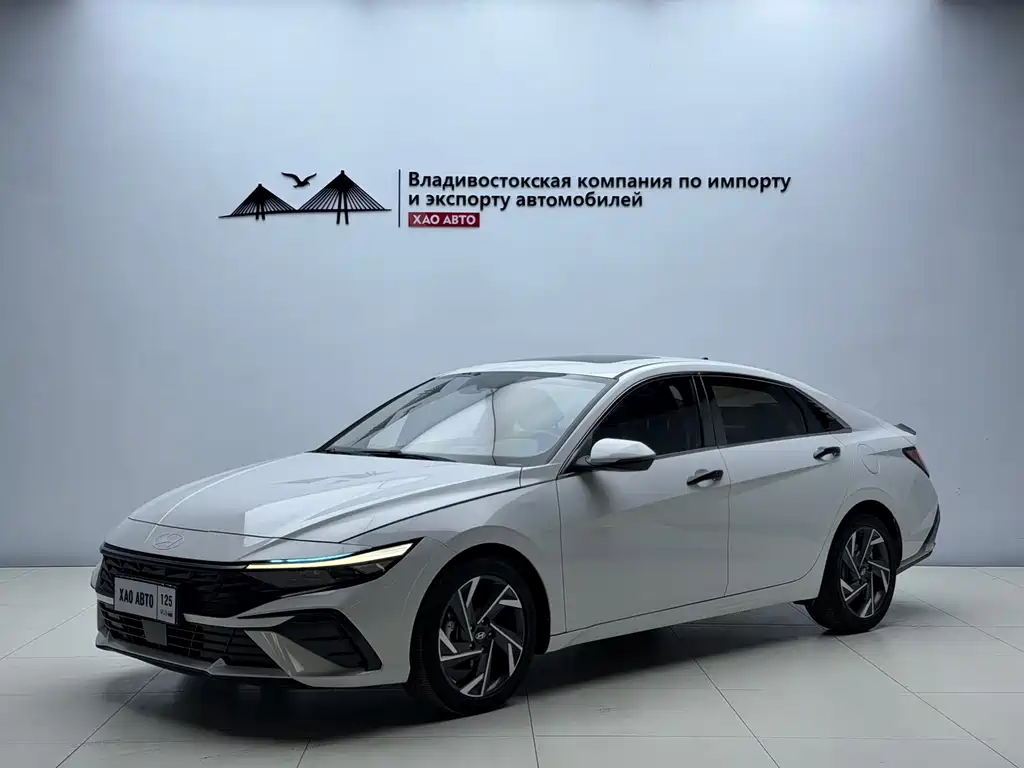 Elantra 2023 1.5L CVT LUX Prestige Edition
