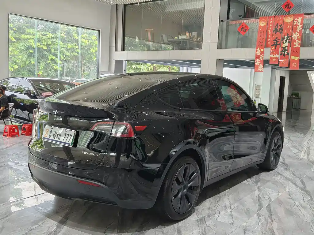 Model Y 2023 Rear-Wheel Drive Edition