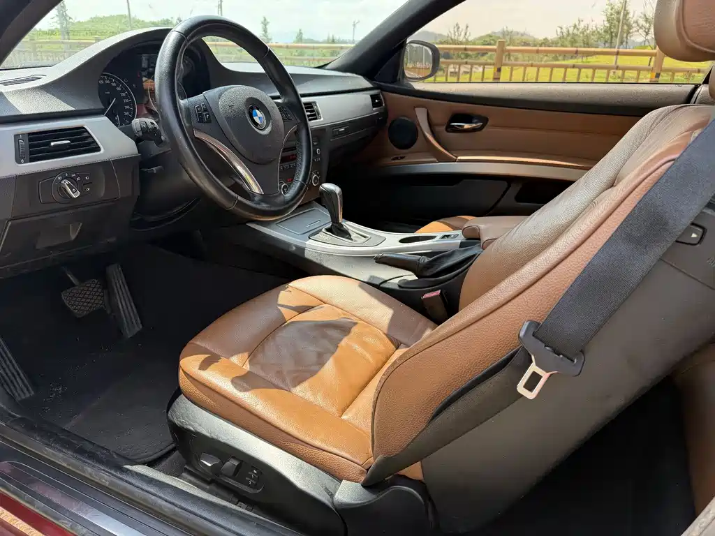 BMW 3 Series Import 2011 320i Convertible Coupe Edition