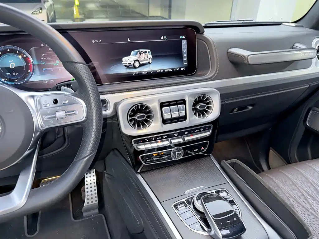 Mercedes-Benz G-Class 2022 G 500