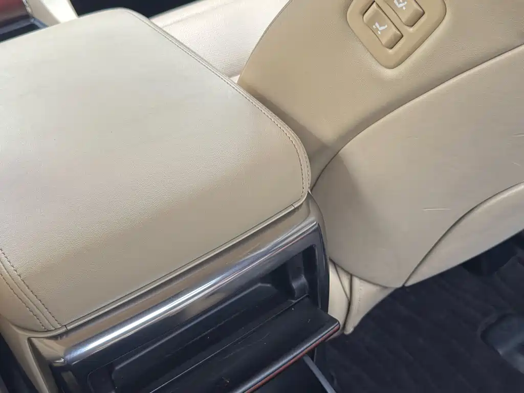 Alphard 2015 3.5L Luxury Edition