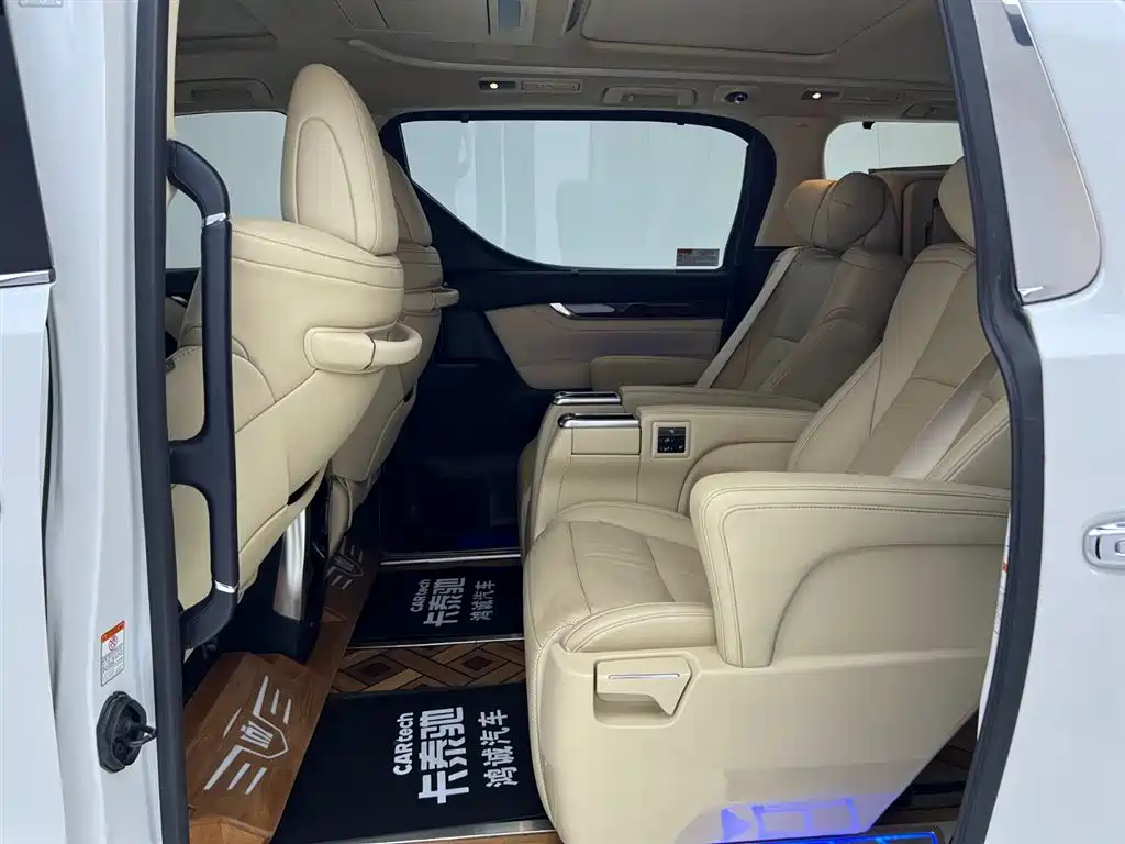 Alphard 2021款 Hybrid 2.5L Luxury Edition