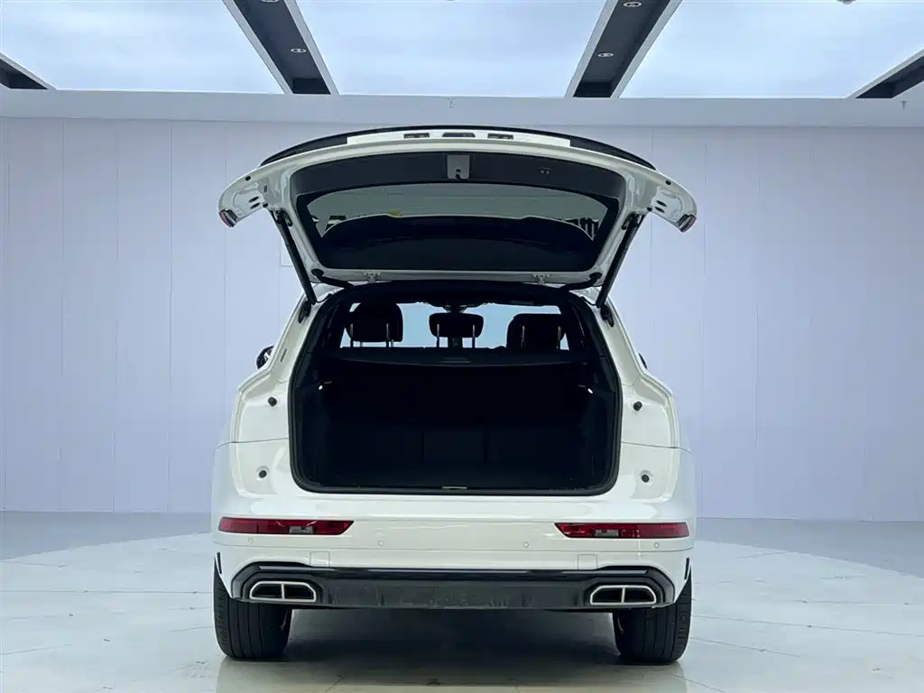 Audi Q5L 2023 40T Premium Dynamic Edition