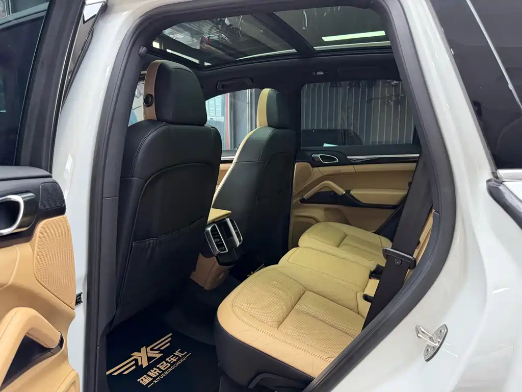 Cayenne 2016 3.0T China Specification