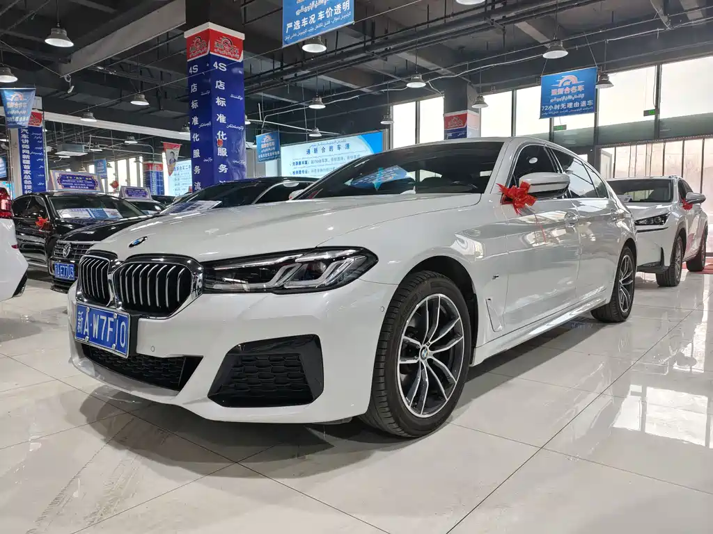 BMW 5 Series 2022 Model Refresh 525Li M Sport Package