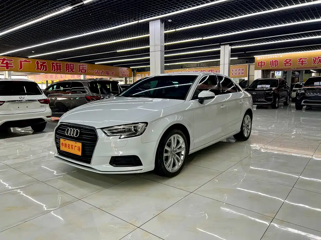 Audi A3 2017 Limousine 35 TFSI Sportline
