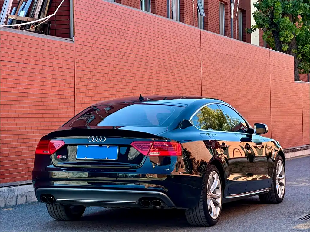 Audi S5 2012 model S5 3.0 T Sportback