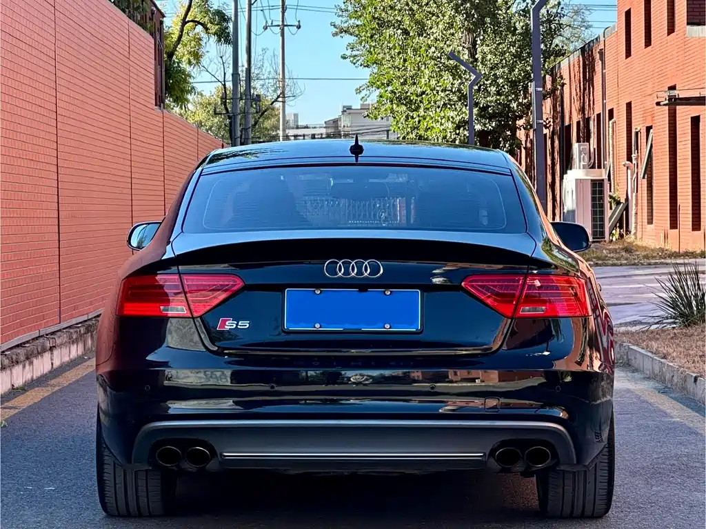 Audi S5 2012 model S5 3.0 T Sportback