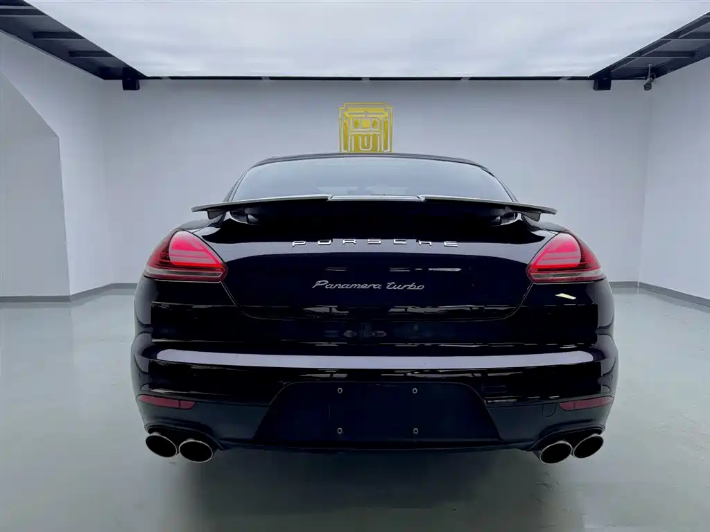 Panamera Turbo Executive 4.8T 2014