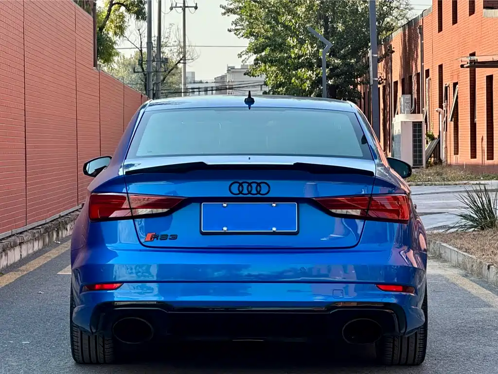 Audi RS 3 2017 model RS 3 2.5T Limousine
