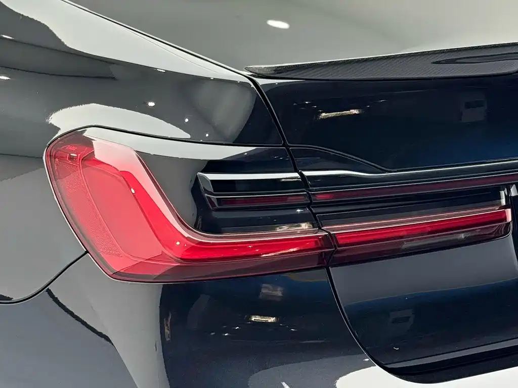 BMW 7 Series 2019 750Li xDrive V8 Luxury Package