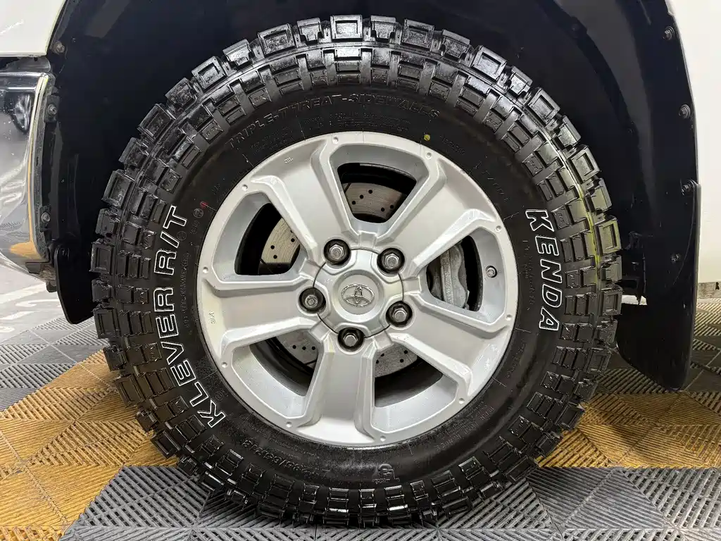 Tundra 2014 model 5.7L TRD Pro