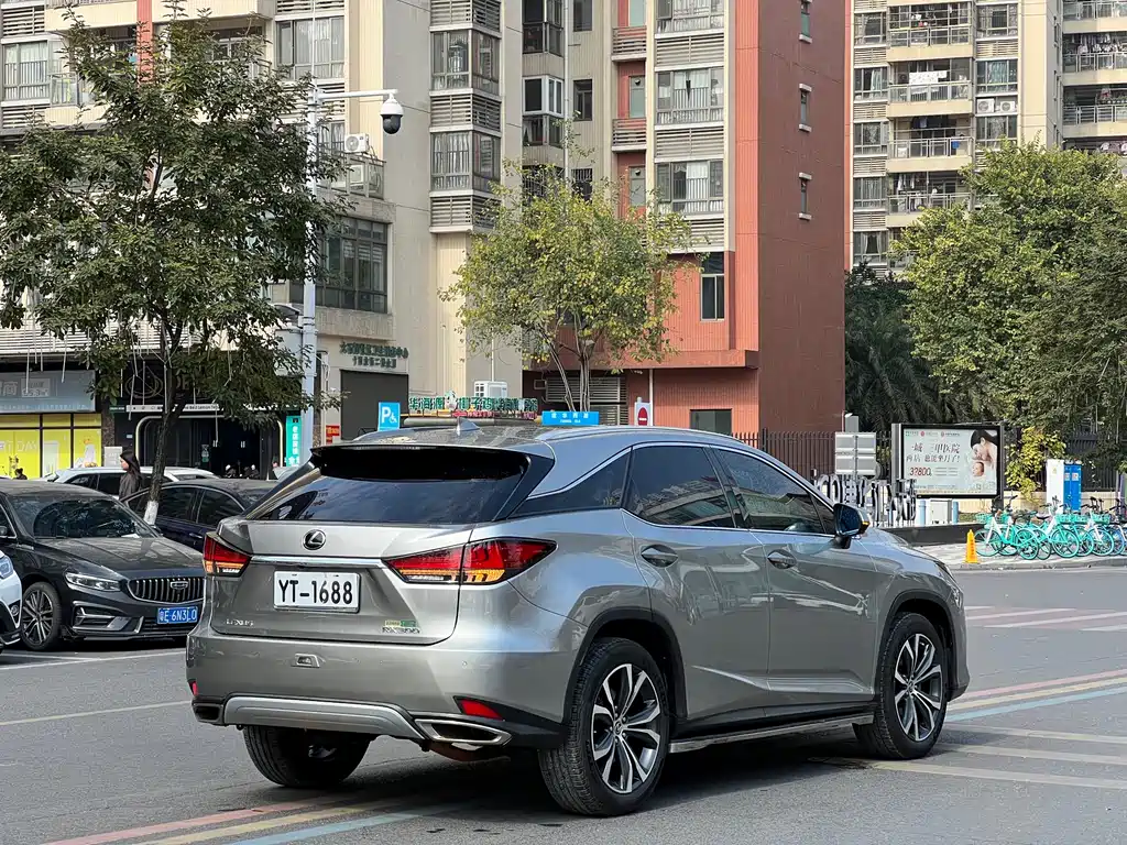 Lexus RX 2020 Facelift 300 4WD Elegant Edition
