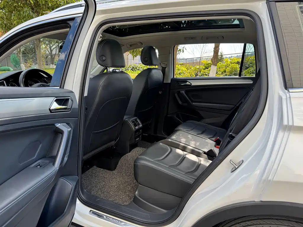 Tiguan L 2021 330 TSI Automatic Two-wheel Drive Smart Enjoy Edition