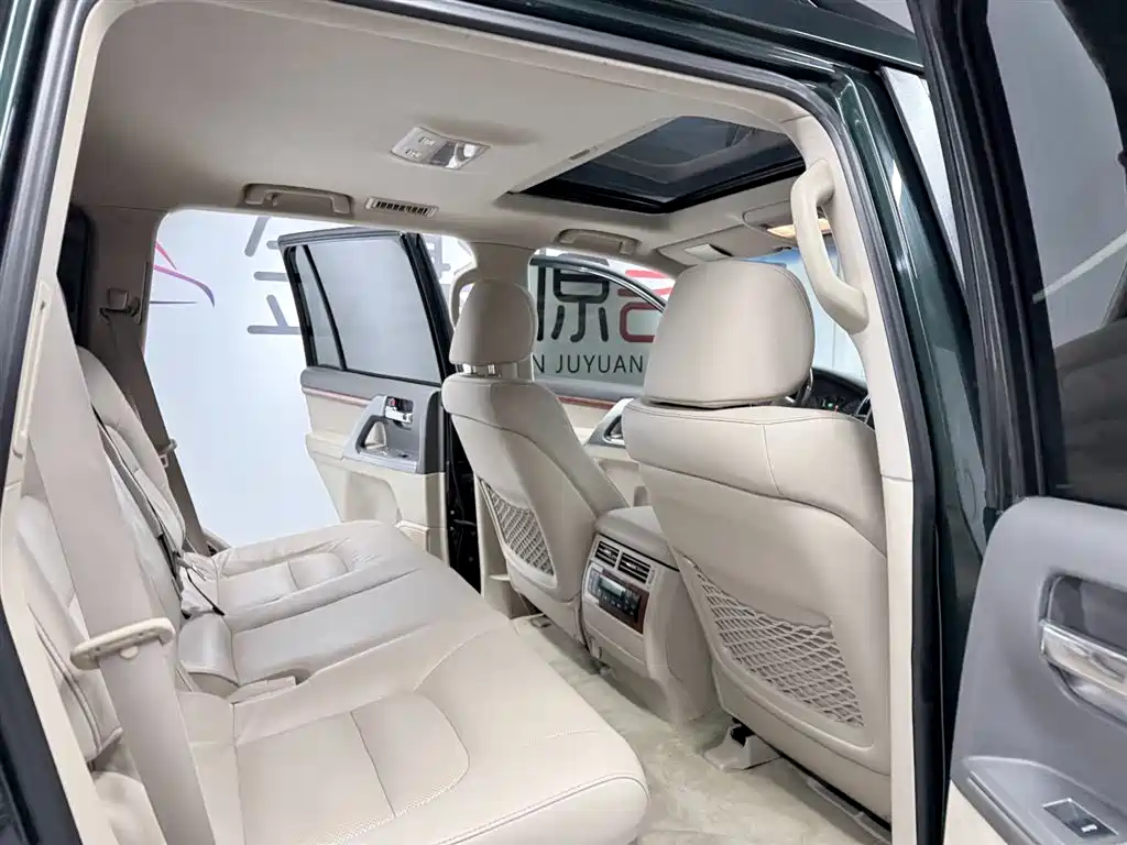 Land Cruiser 2012 4.0L Automatic GX-R