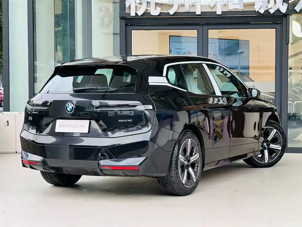 BMW iX 2023 Facelift xDrive40