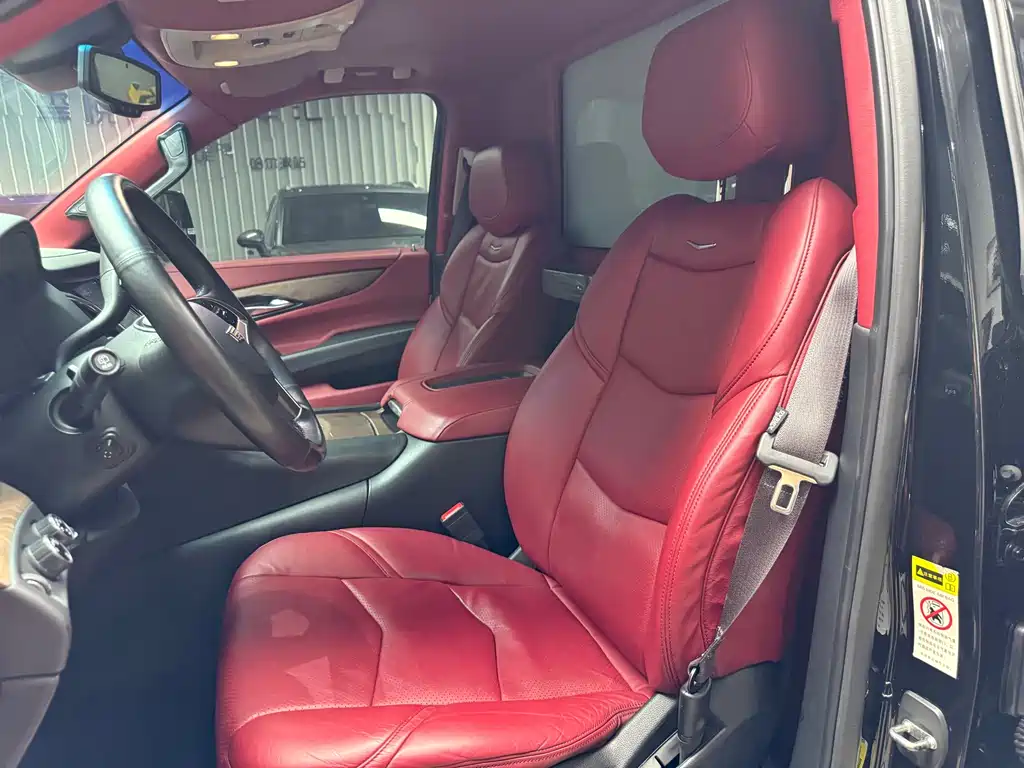 Escalade ESV Platinum Extended Length 2017