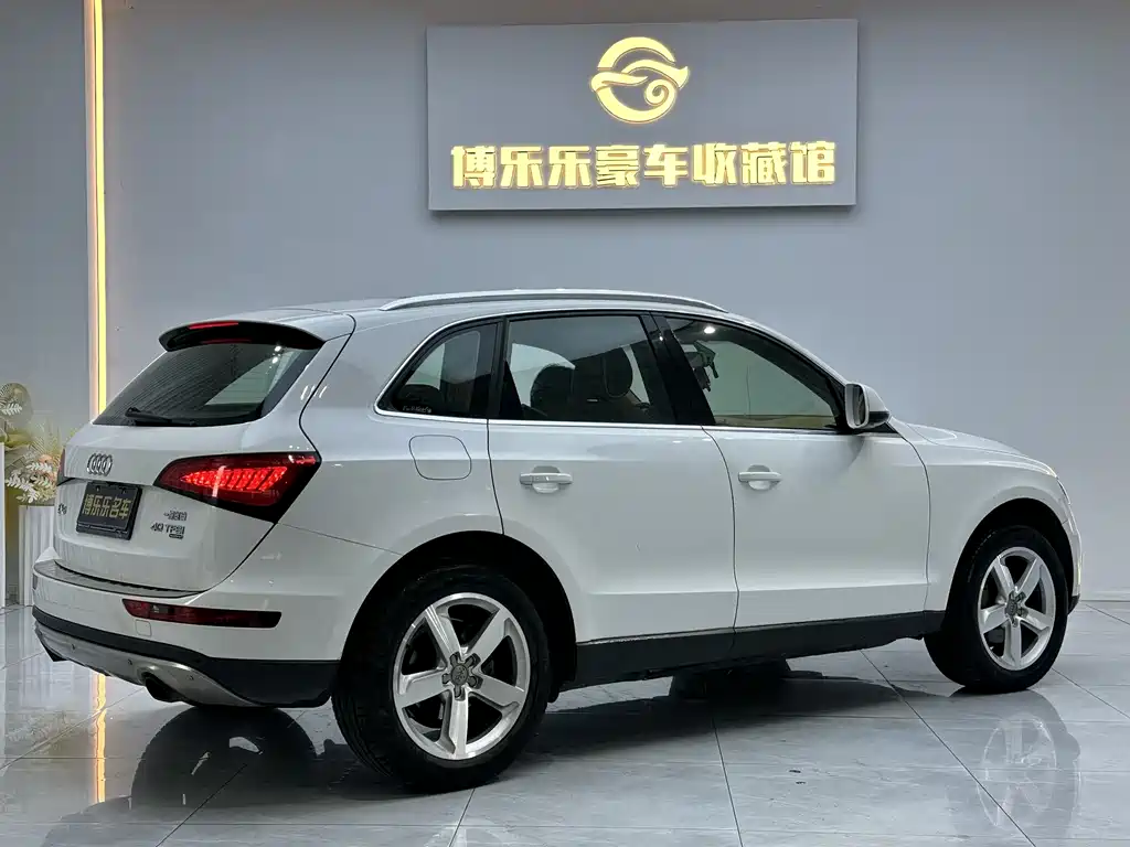 Audi Q5 2013 model 40 TFSI Technology Edition