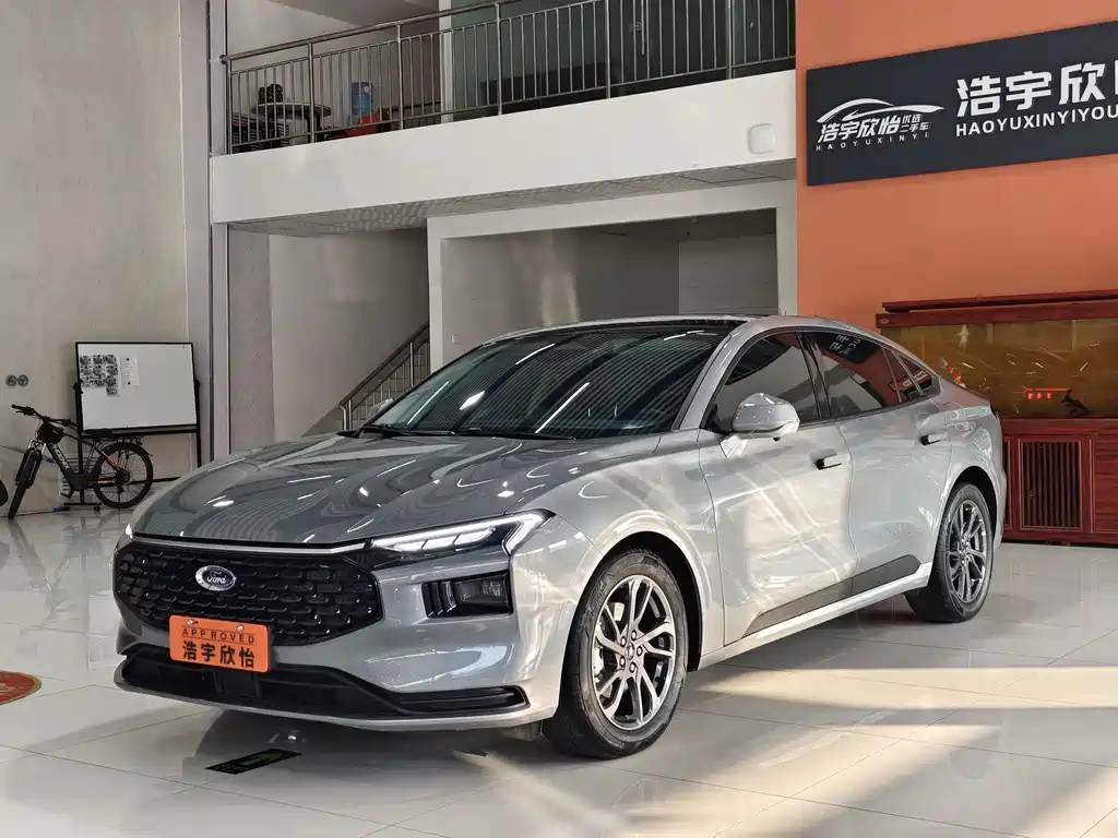Mondeo 2025 2.0T EcoBoost Luxury Edition