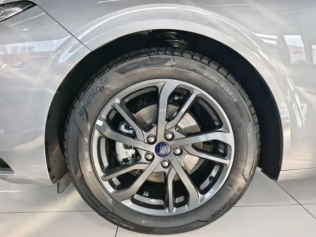Mondeo 2025 2.0T EcoBoost Luxury Edition