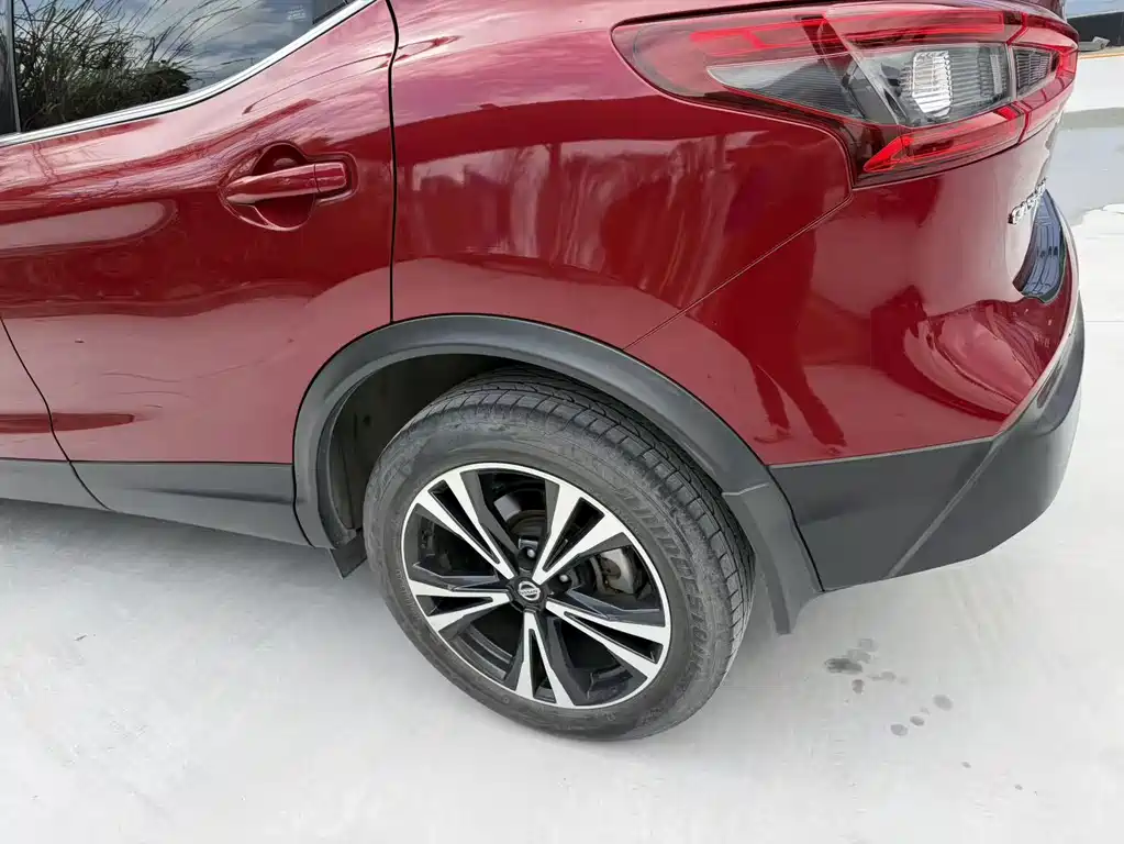 Nissan Qashqai 2021 2.0L CVT Premium Edition