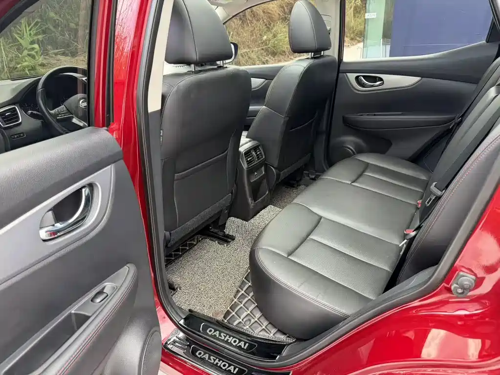 Nissan Qashqai 2021 2.0L CVT Premium Edition