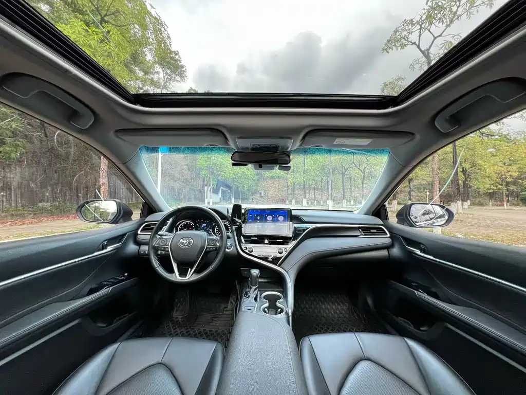 Camry 2023 2.0G Luxury Edition